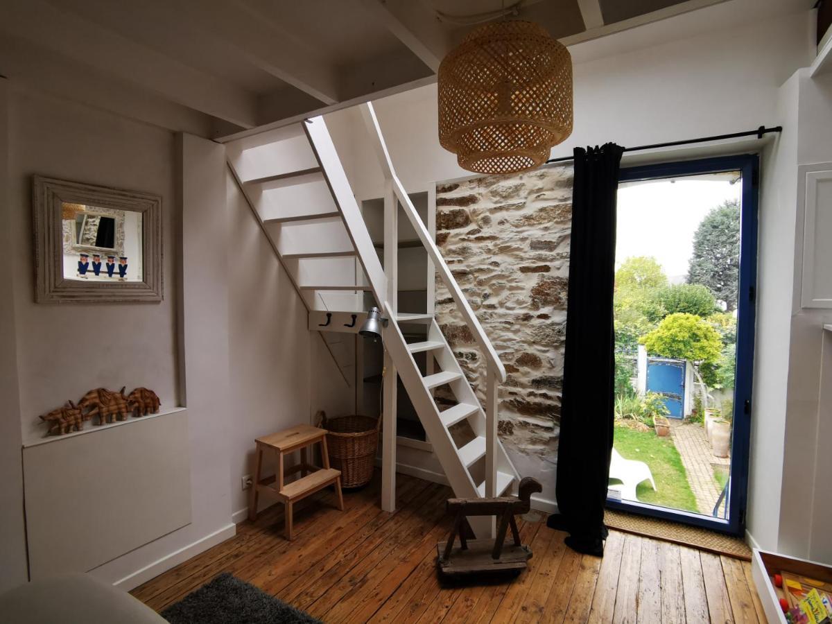 Villa Lîle bleue, un parfum de voyage à Cholet Extérieur photo