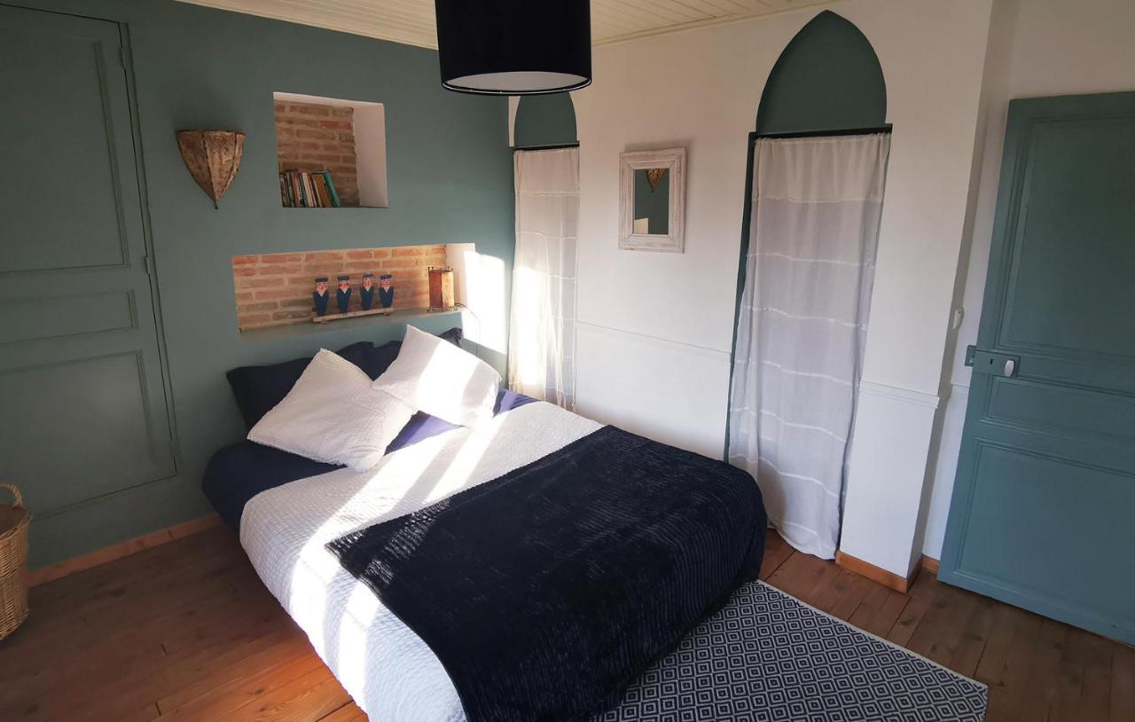 Villa Lîle bleue, un parfum de voyage à Cholet Extérieur photo